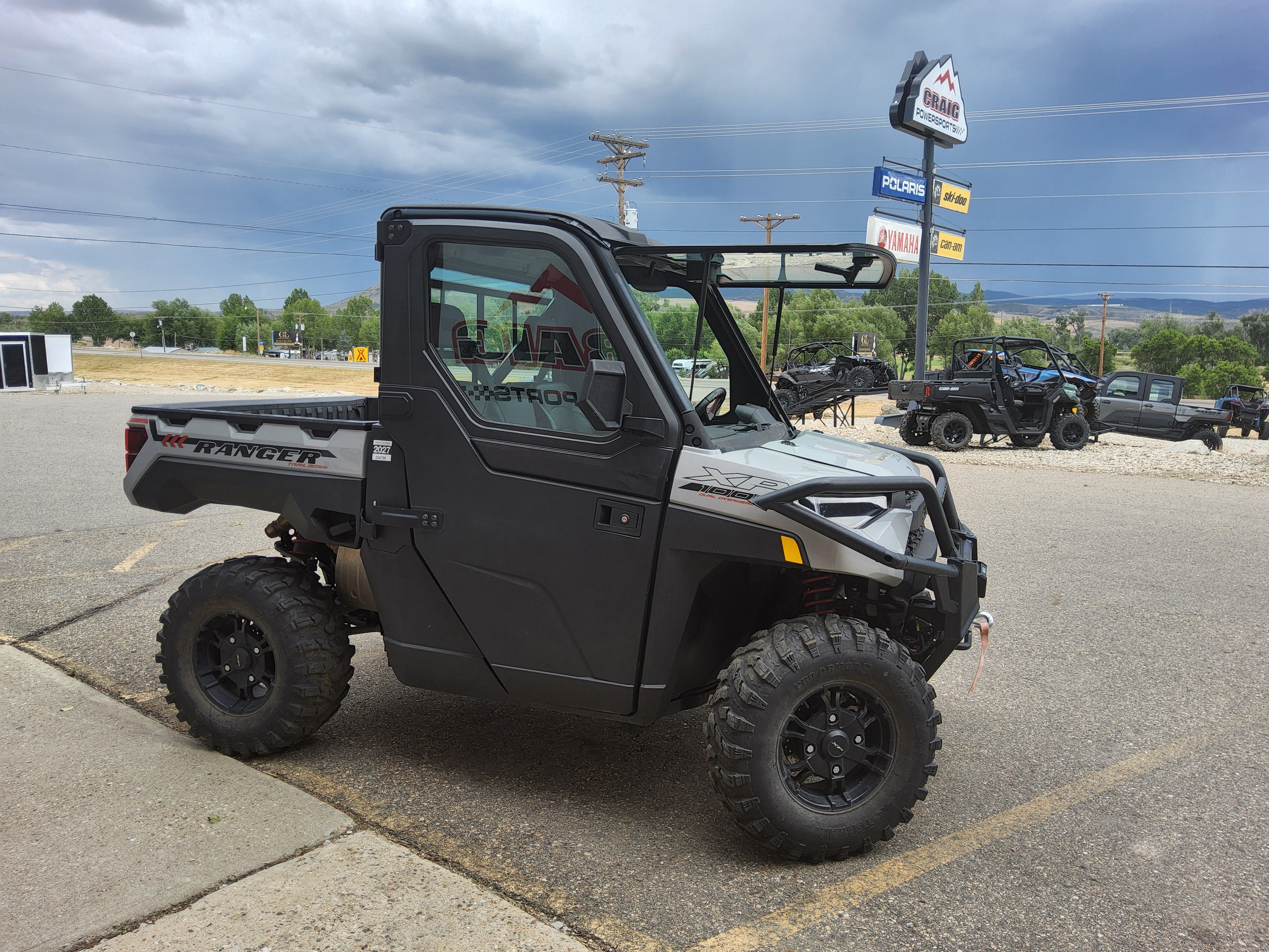 2022 POLARIS RGR XP 1000 TRAIL BOSS - GHOST GRAY Enclosed Utility