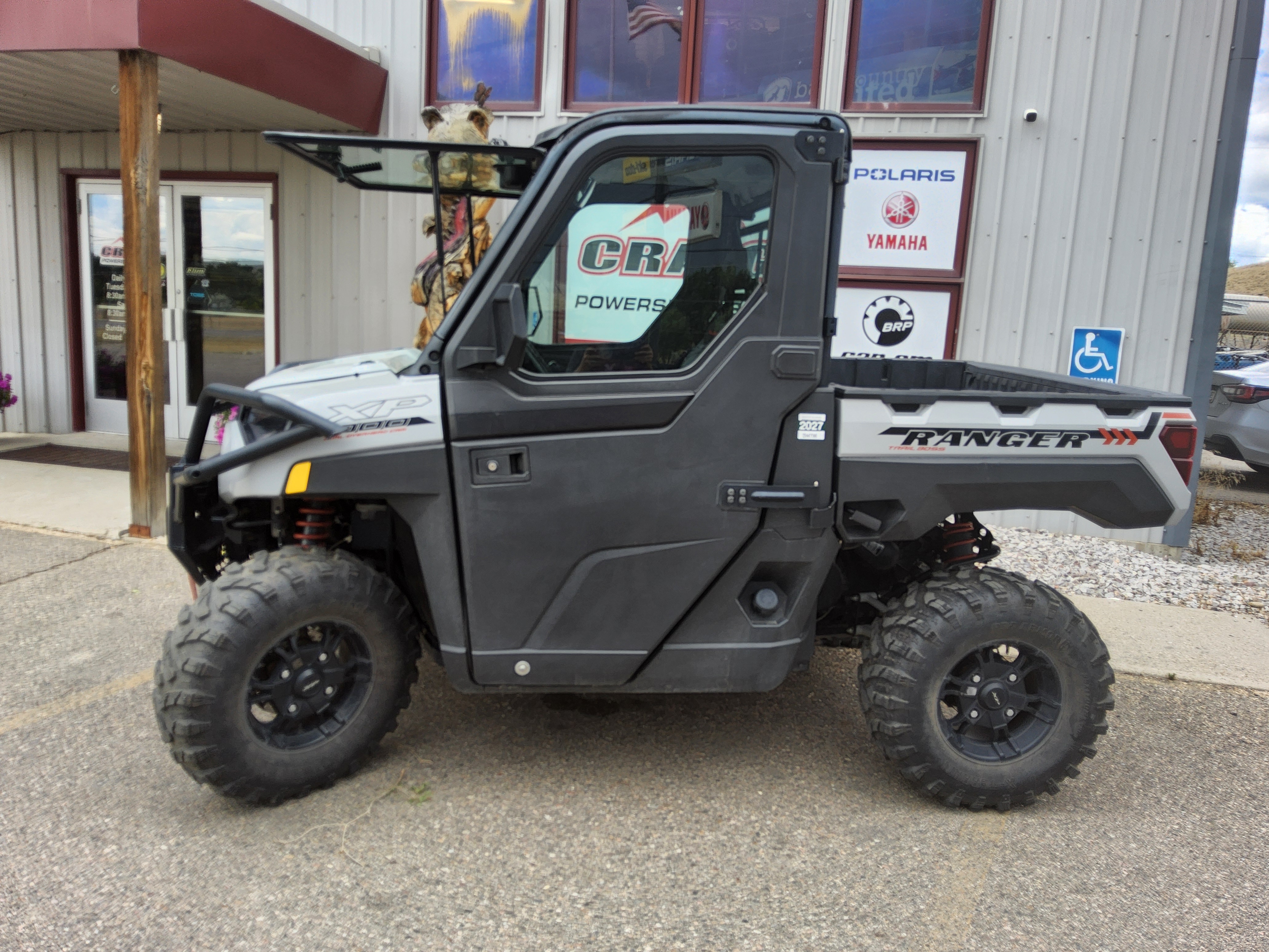 2022 POLARIS RGR XP 1000 TRAIL BOSS - GHOST GRAY Enclosed Utility