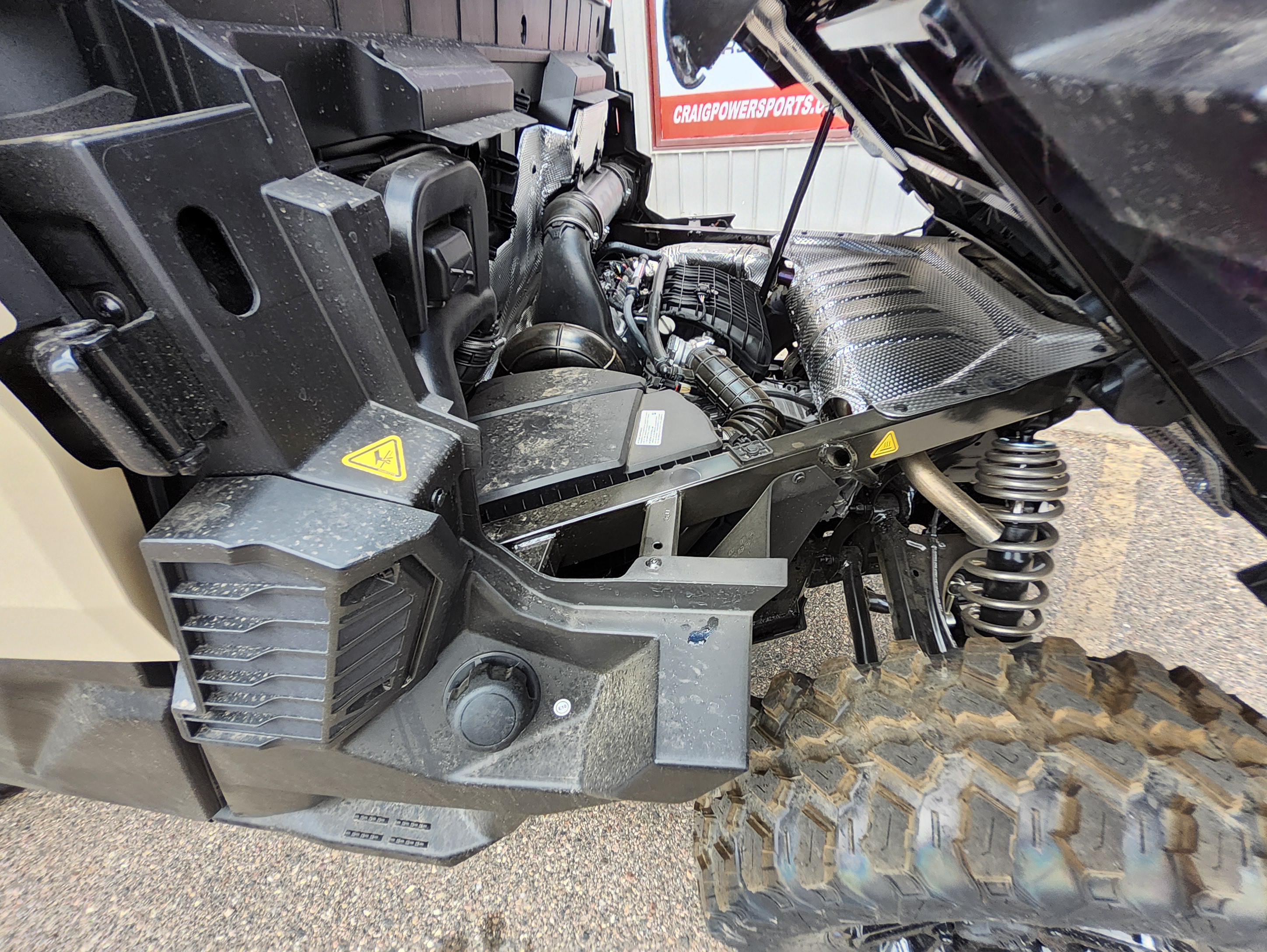 2026 Can-Am SSV DEF LTD 65 HD11 TN HB 26 Enclosed Utility