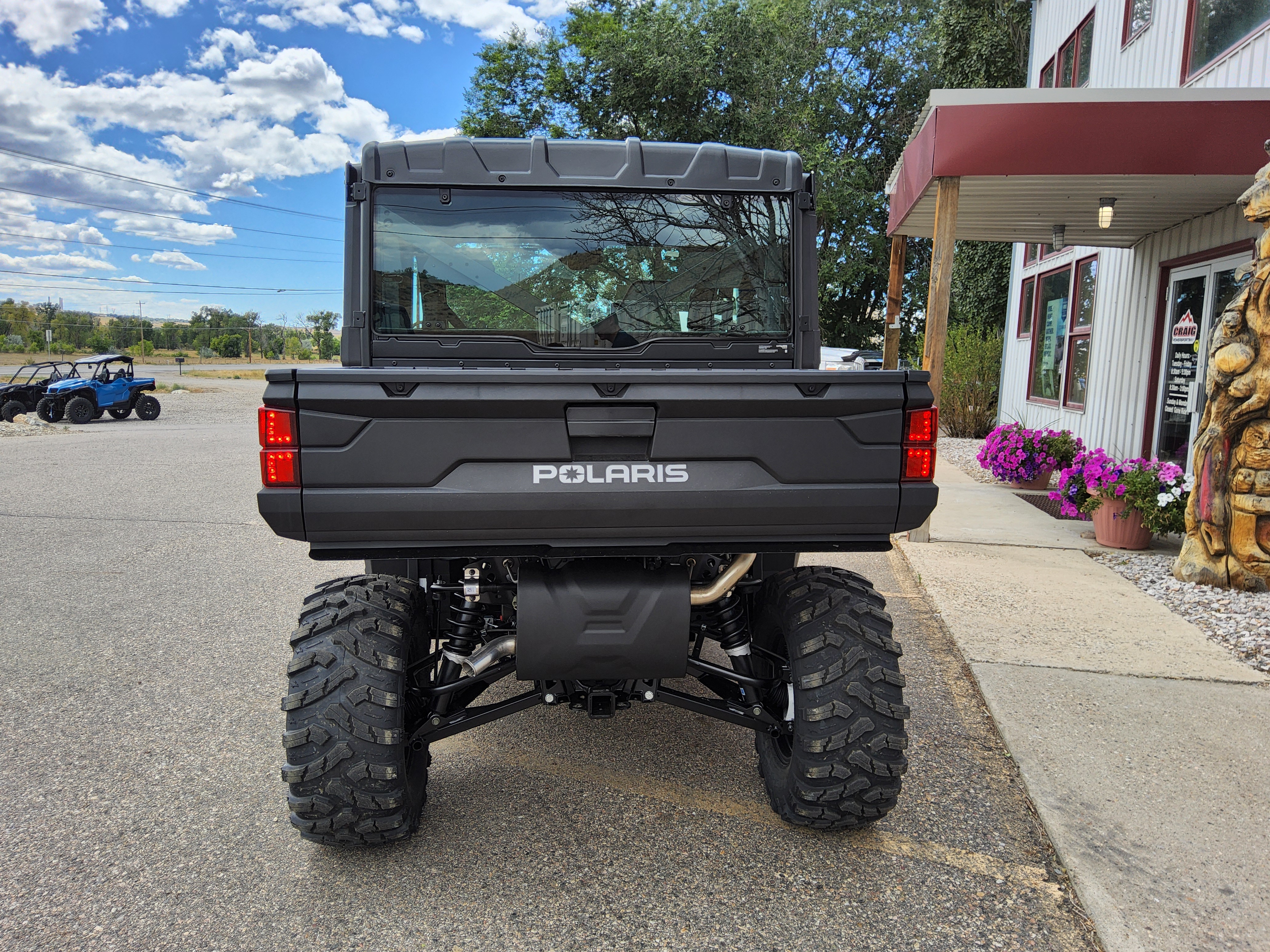 2027 POLARIS RANGER CREW XP 1000 CAB - AVALANCHE GRAY Enclosed Utility